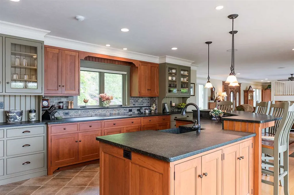 97 Pinnacle Park Road Meredith NH 03253