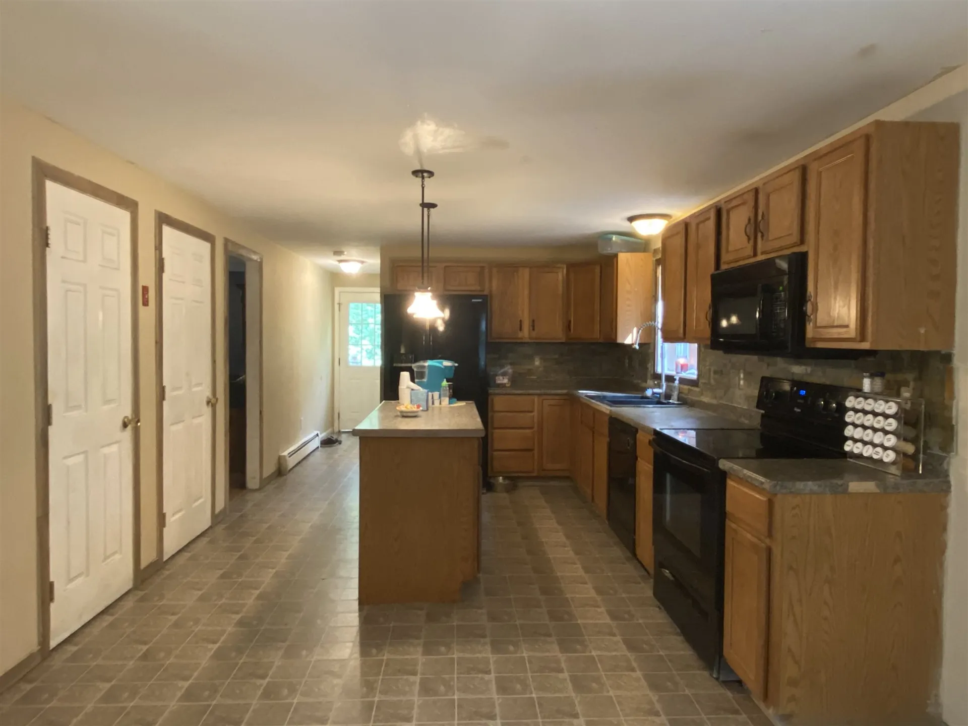 16 Red Fox Crossing Hillsborough NH 03244