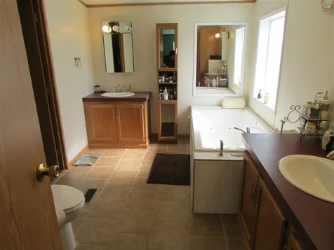 98 Horican Avenue Alburgh VT 05440