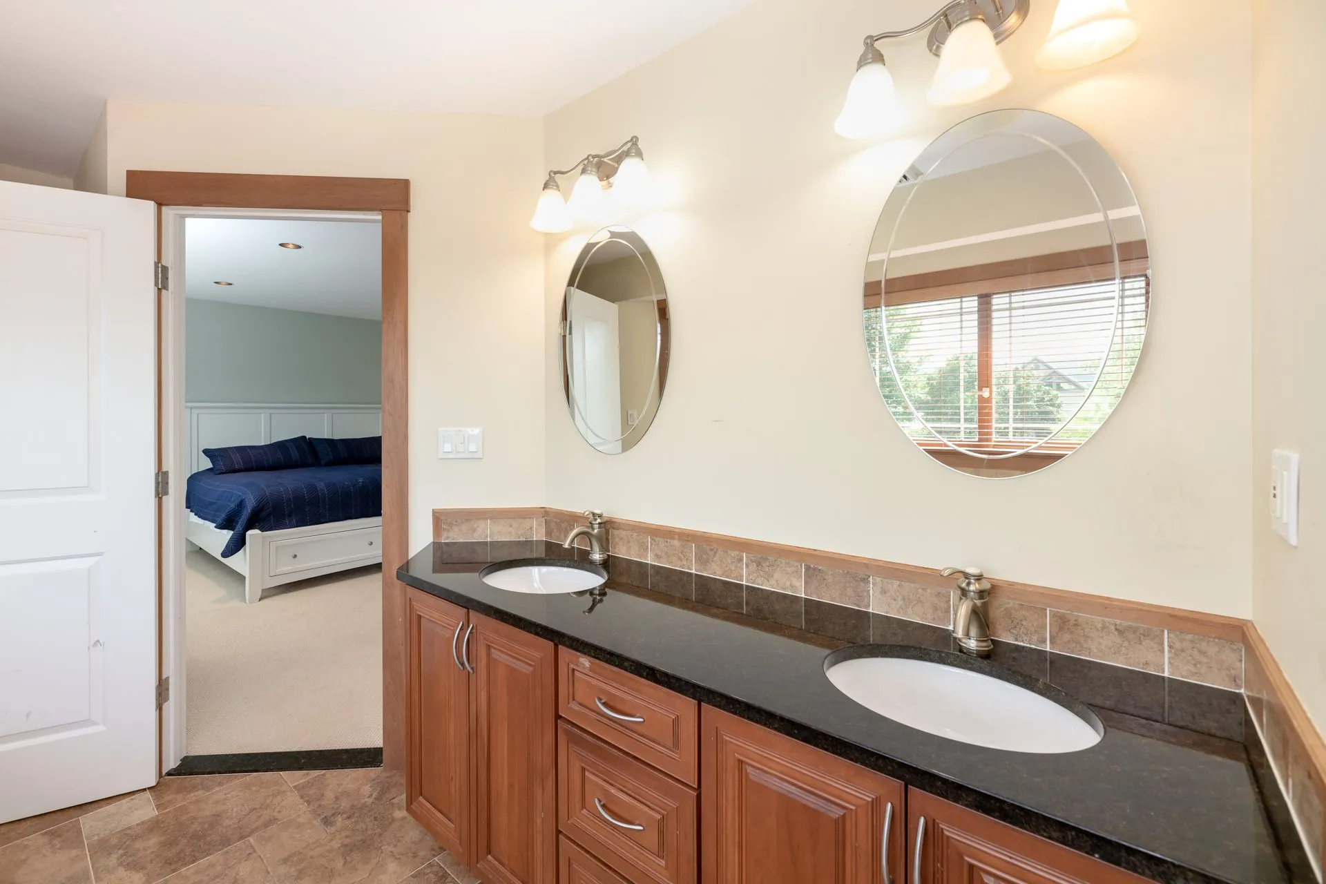 73 Captains Walk Laconia NH 03246