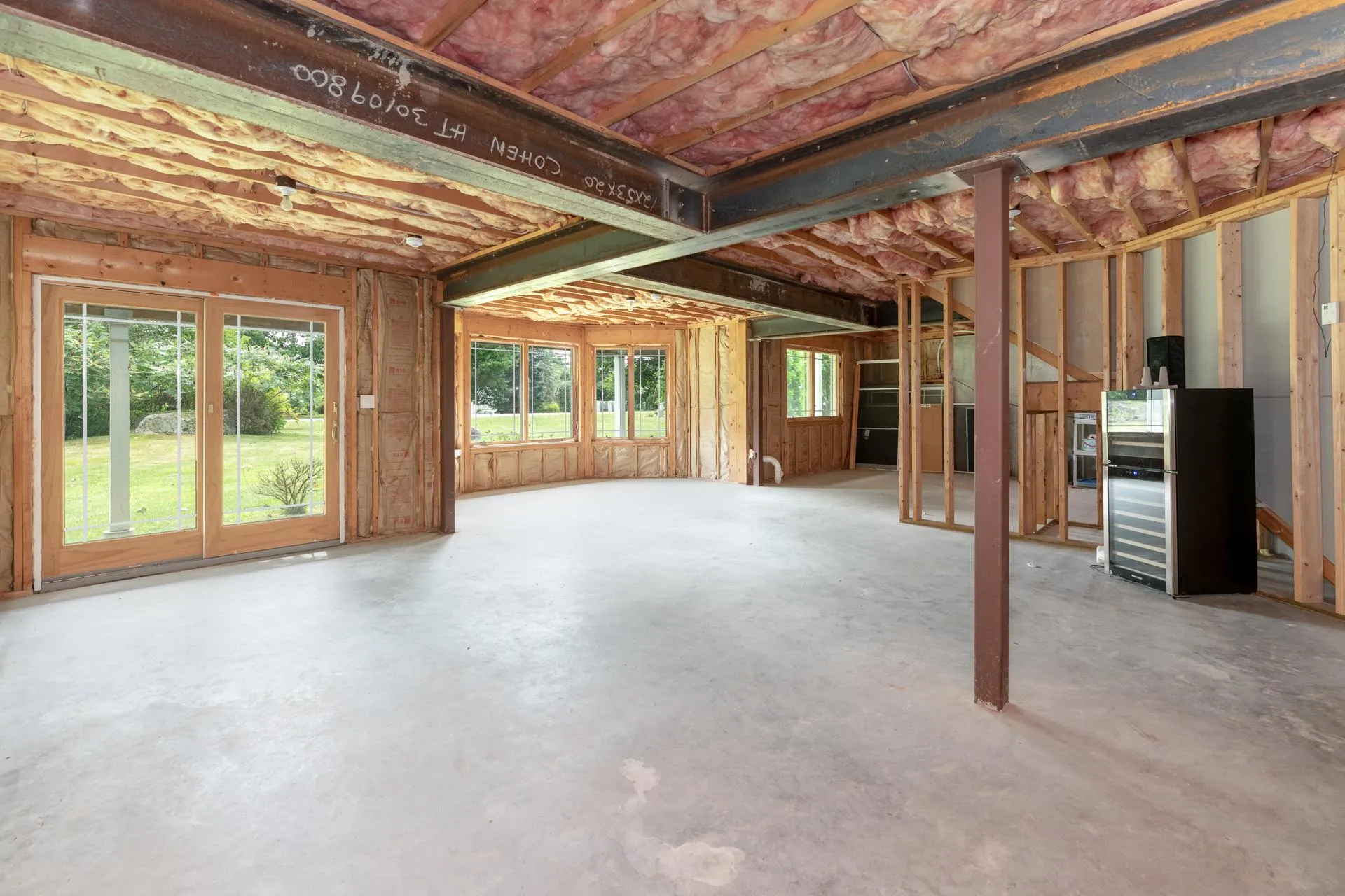 73 Captains Walk Laconia NH 03246
