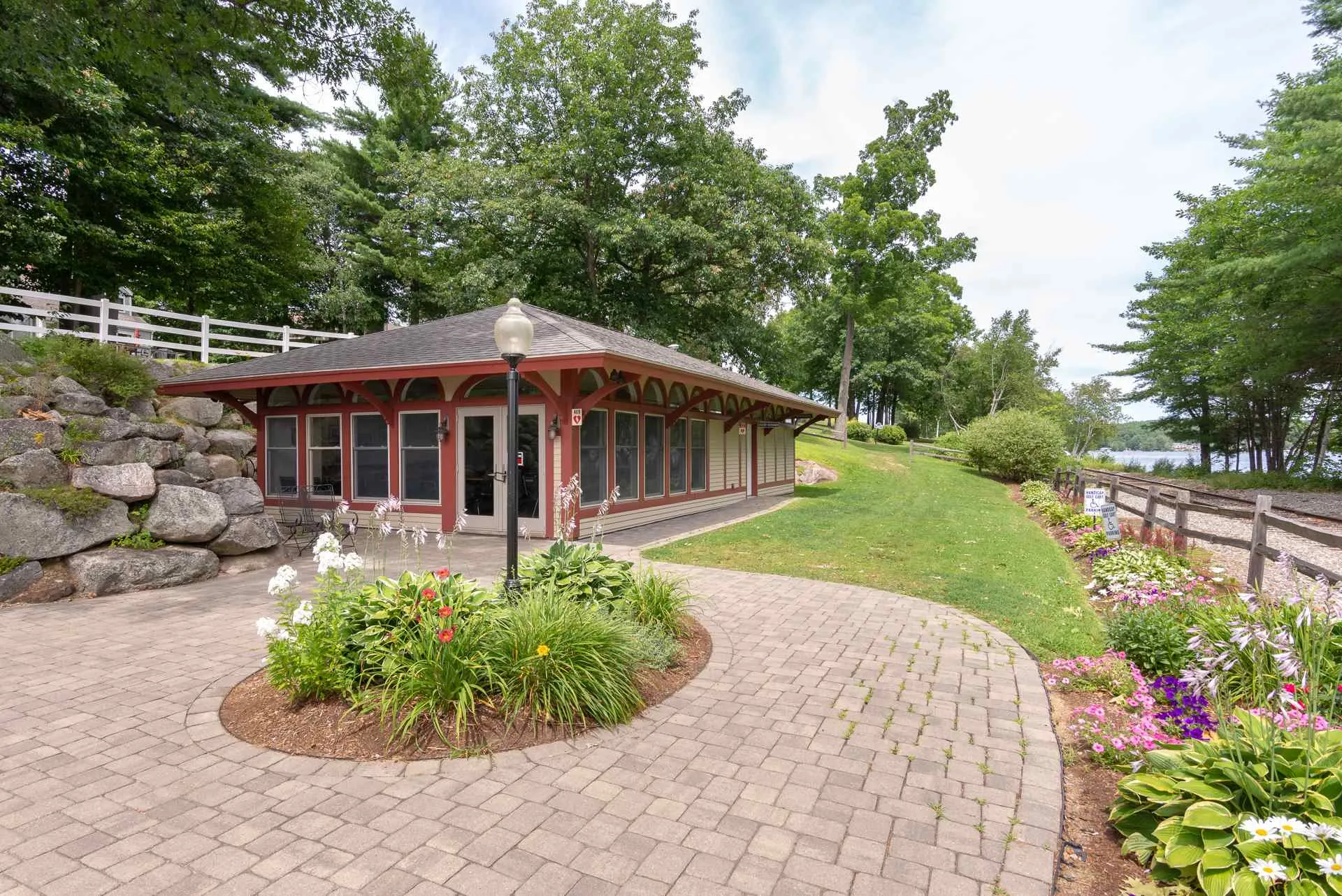 73 Captains Walk Laconia NH 03246