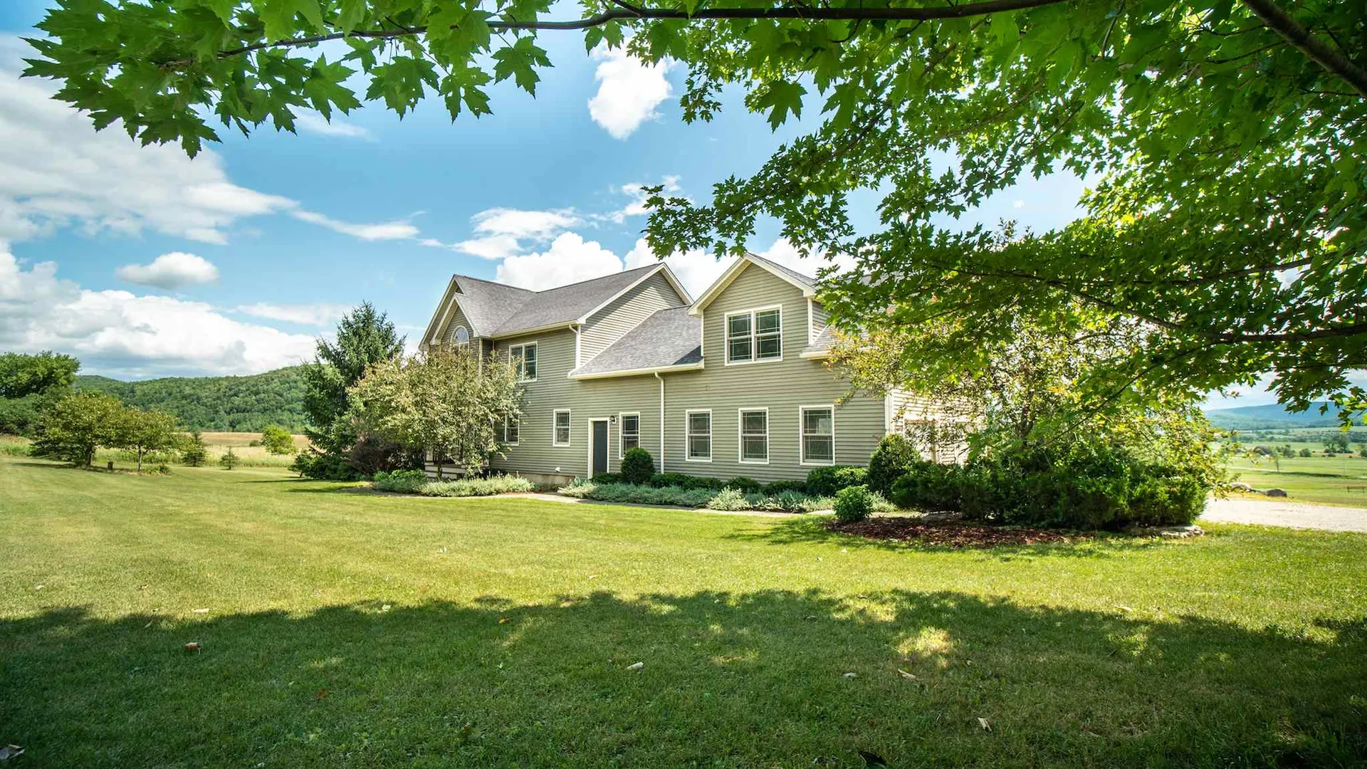 190 Buckwheat Street Ferrisburgh VT 05456