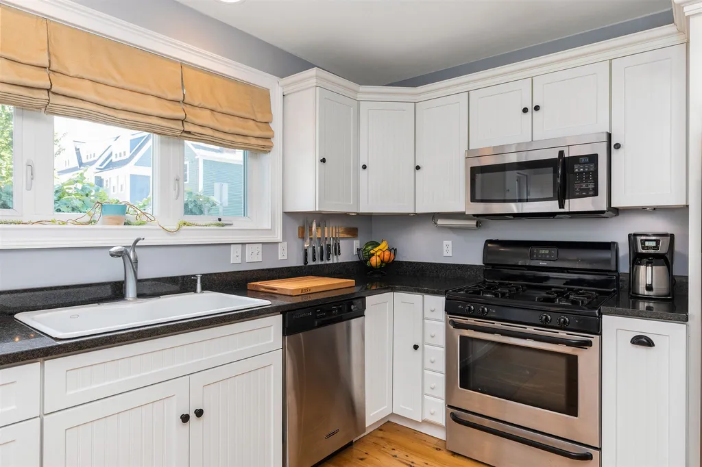 68 Mcdonough Street Portsmouth NH 03801