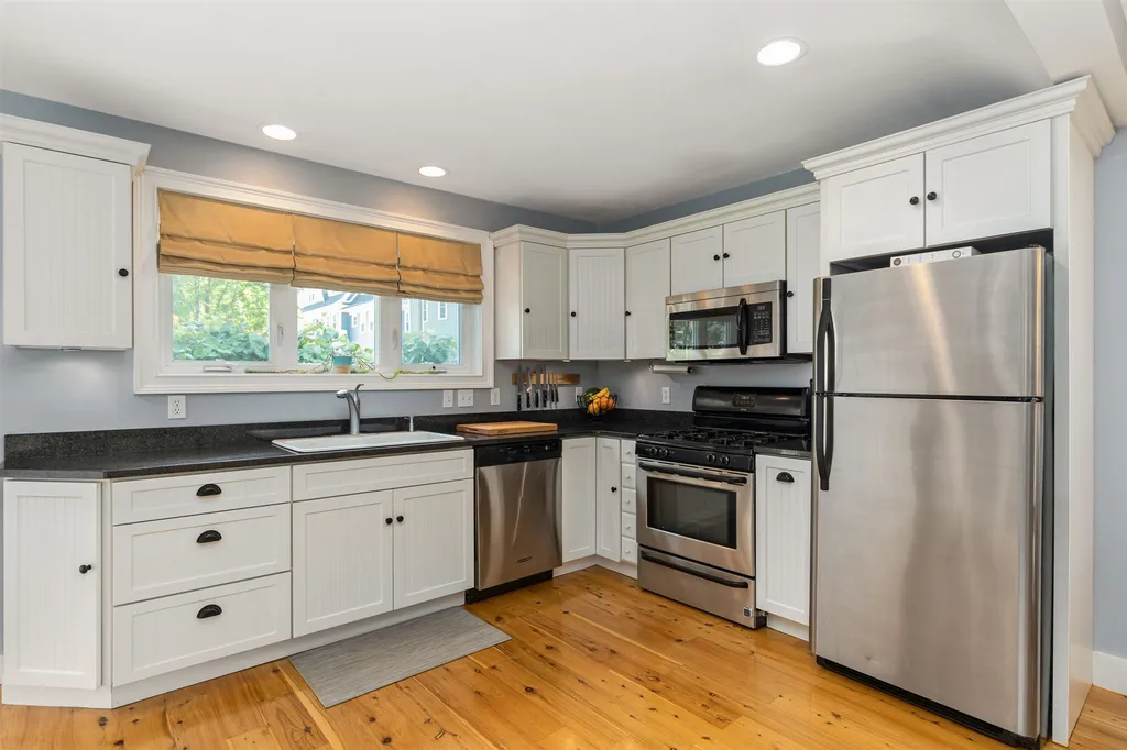 68 Mcdonough Street Portsmouth NH 03801