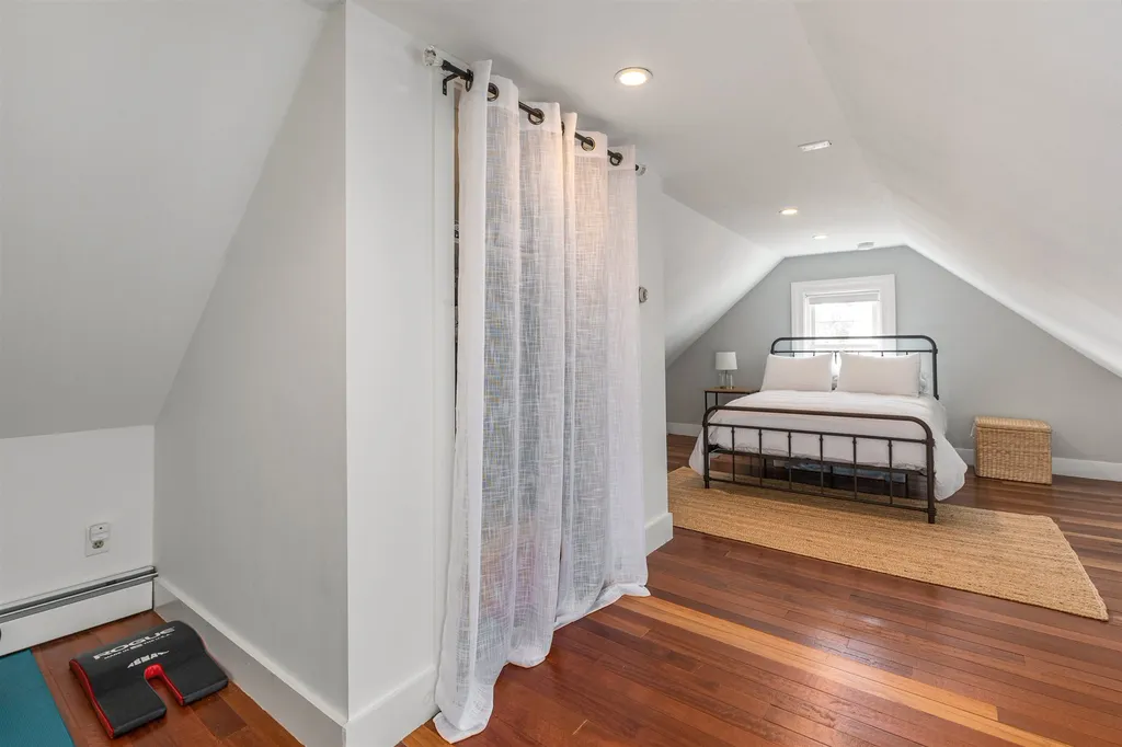 68 Mcdonough Street Portsmouth NH 03801