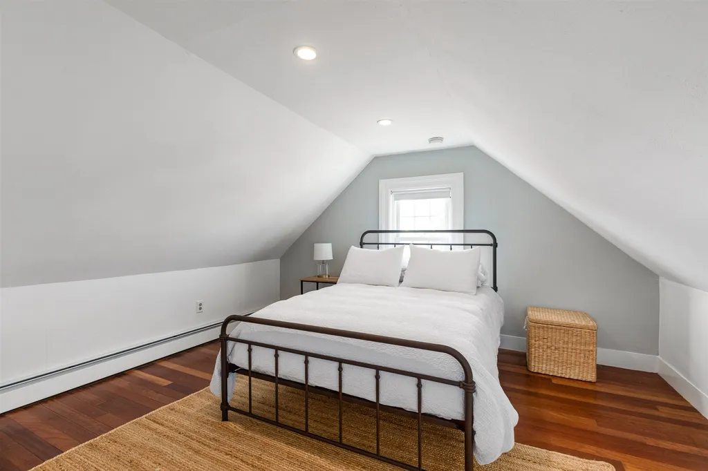 68 Mcdonough Street Portsmouth NH 03801
