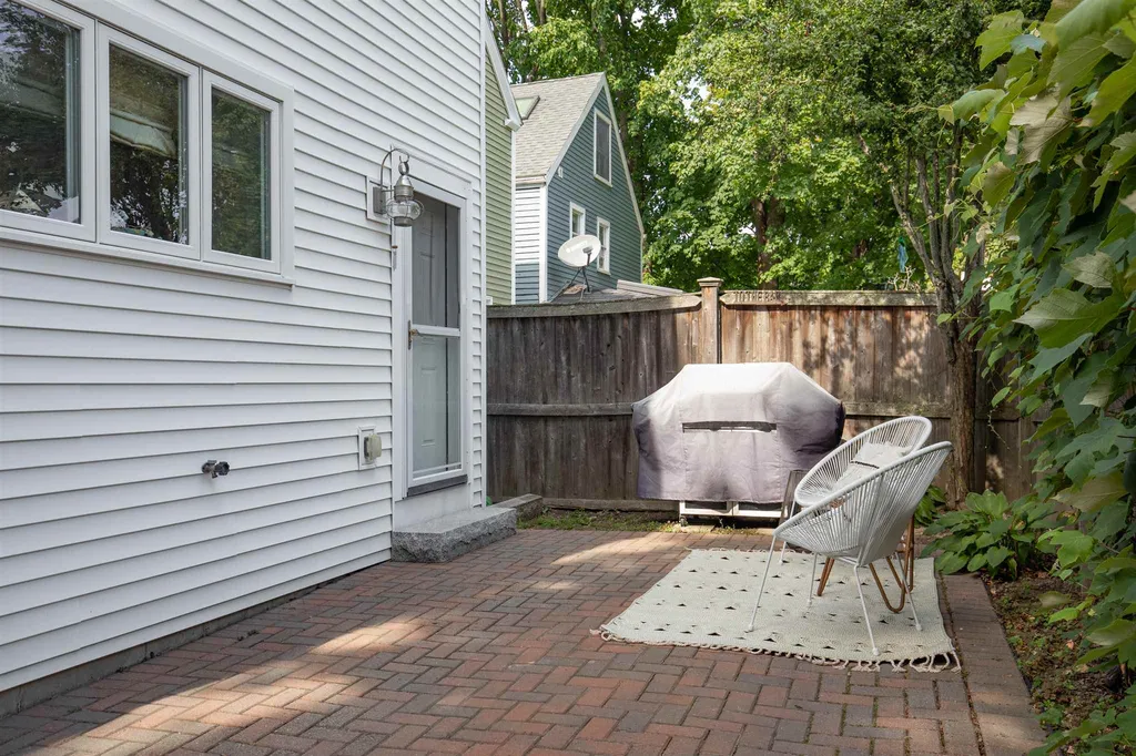 68 Mcdonough Street Portsmouth NH 03801