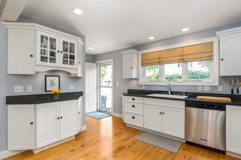 68 Mcdonough Street Portsmouth NH 03801