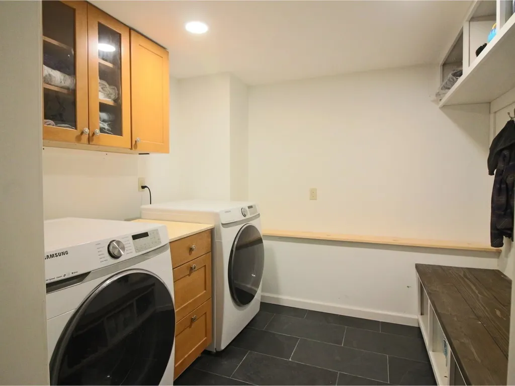 203 Richmond Drive Shelburne VT 05482