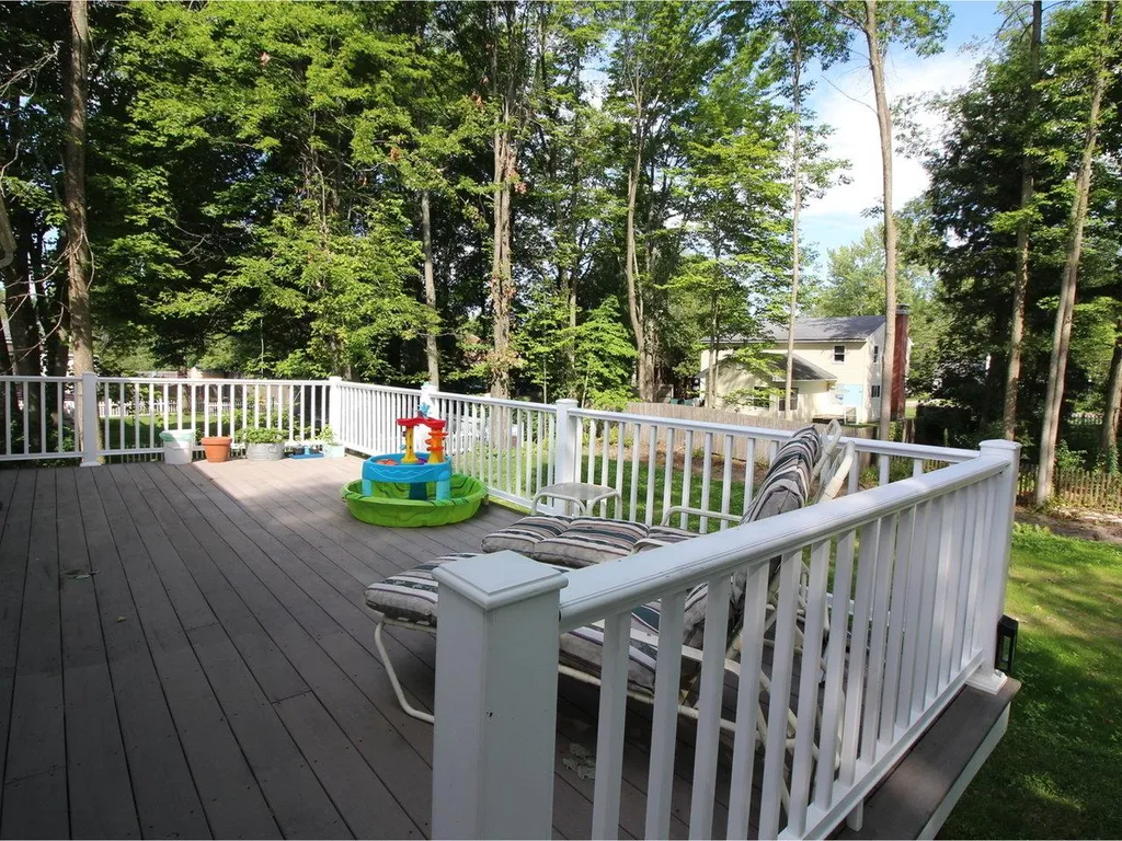 203 Richmond Drive Shelburne VT 05482