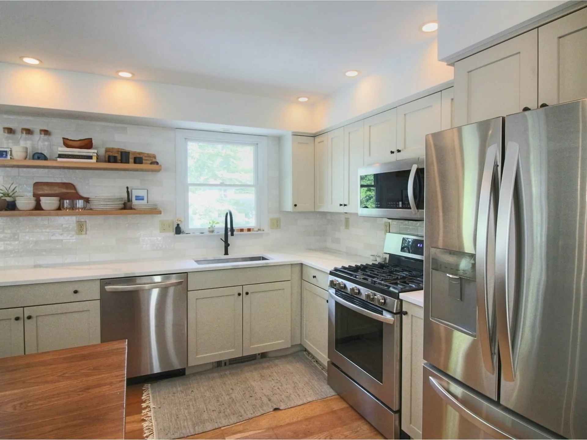 203 Richmond Drive Shelburne VT 05482