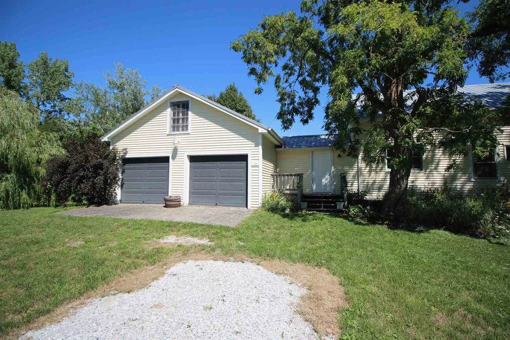 138 Jigger House Point North Hero VT 05474