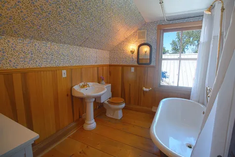 138 Jigger House Point North Hero VT 05474