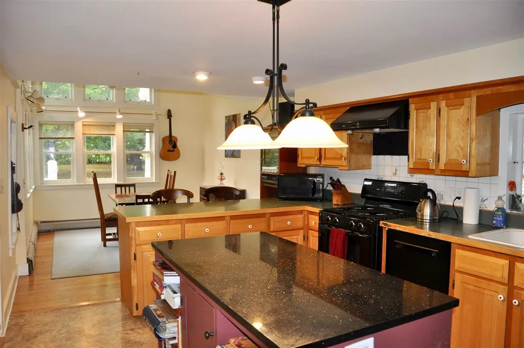 143 North Street Bristol VT 05443