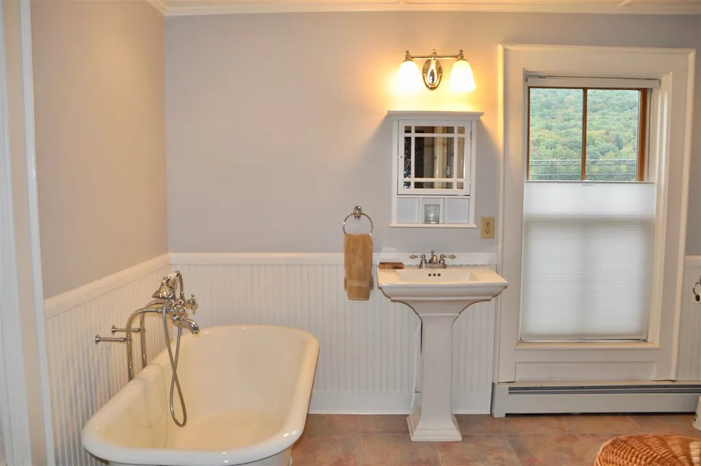 143 North Street Bristol VT 05443