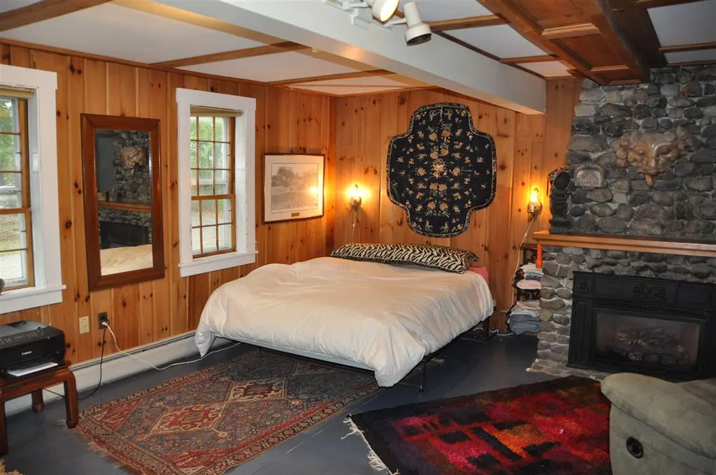 143 North Street Bristol VT 05443