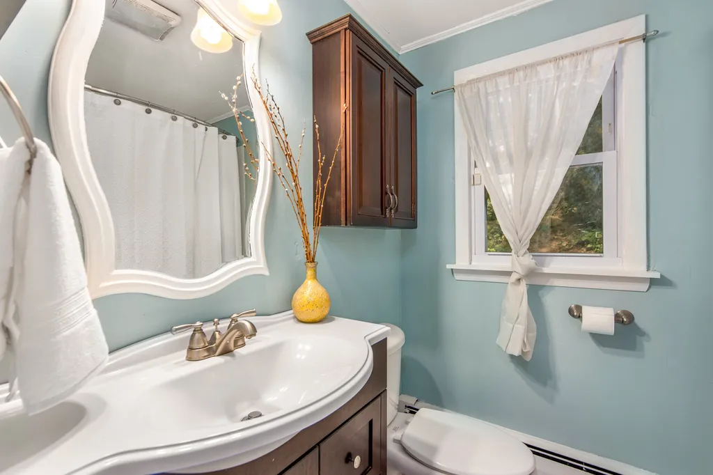 52 Oak Street Dover NH 03820