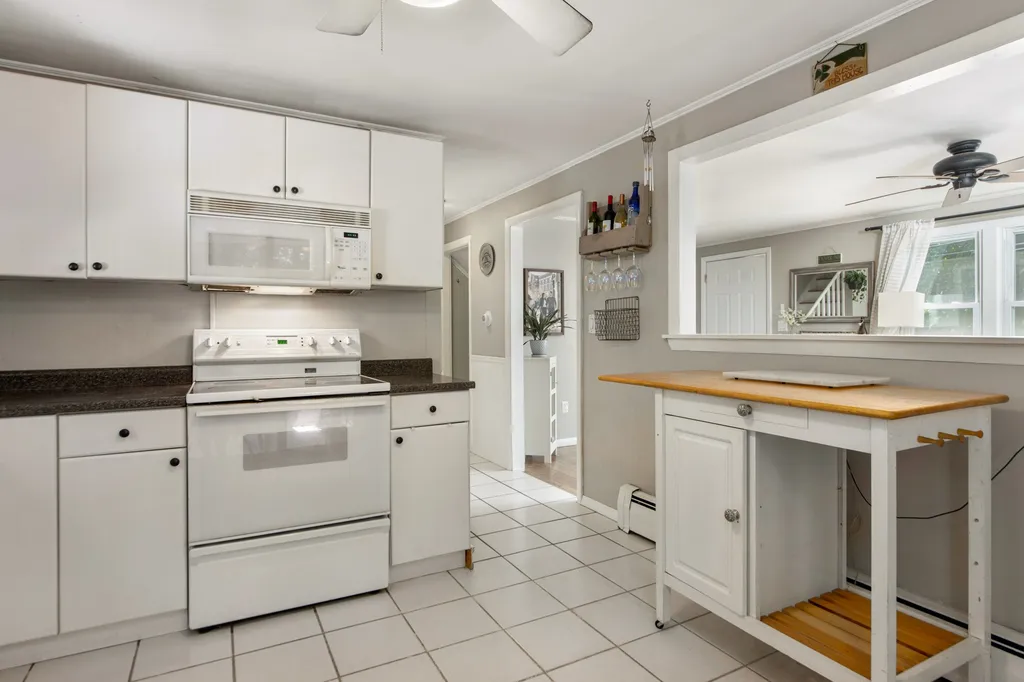 52 Oak Street Dover NH 03820