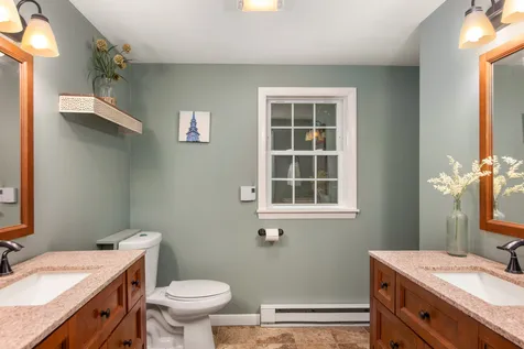52 Oak Street Dover NH 03820