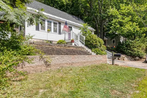 52 Oak Street Dover NH 03820