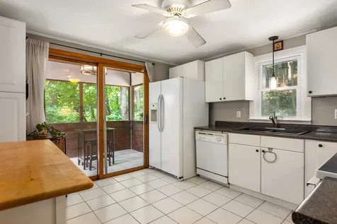 52 Oak Street Dover NH 03820