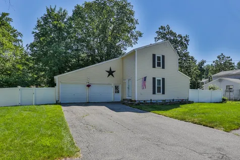 5 Bradford Street Nashua NH 03063