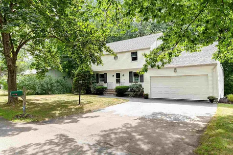 10 Crestview Drive Exeter NH 03833