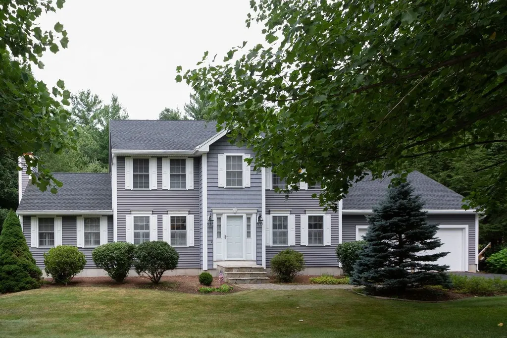 27 Sarah Drive Merrimack NH 03054