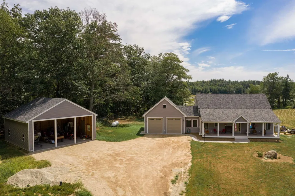 615 Second Crown Point Road Strafford NH 03884