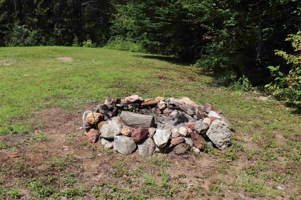 64 Meaderboro Road New Durham NH 03855
