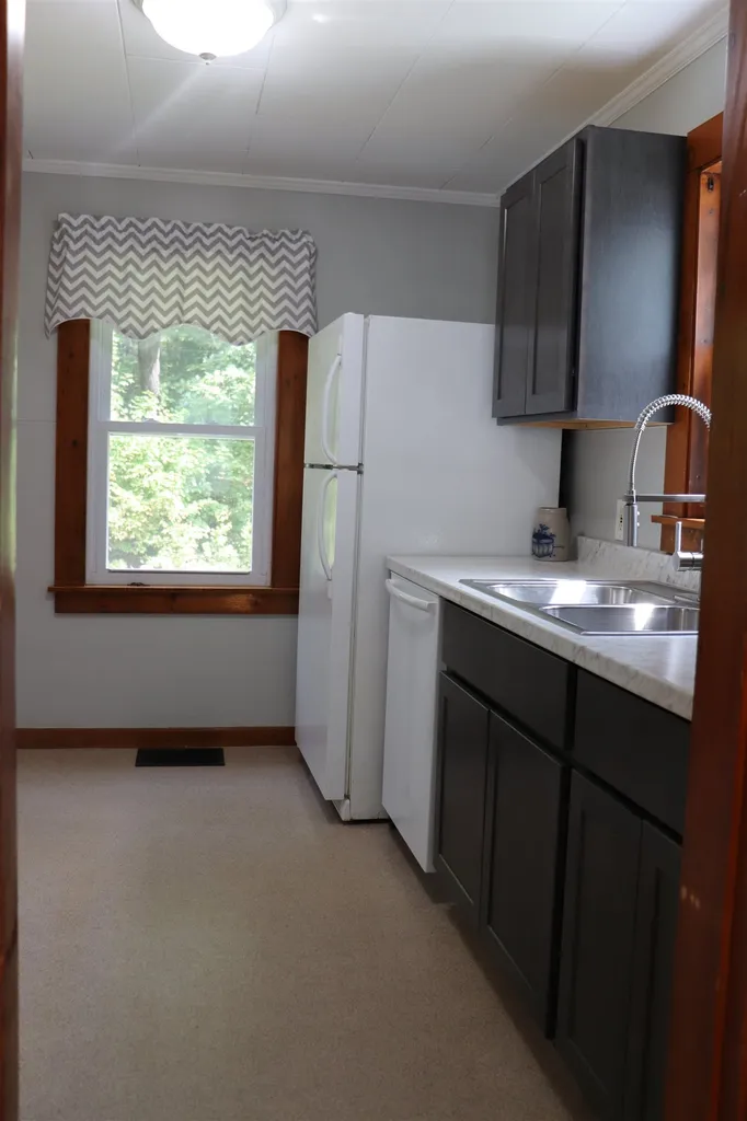 64 Meaderboro Road New Durham NH 03855