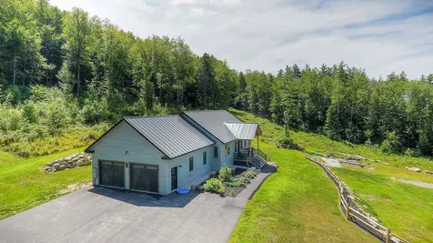104 Old Stockbridge Path Mendon VT 05701