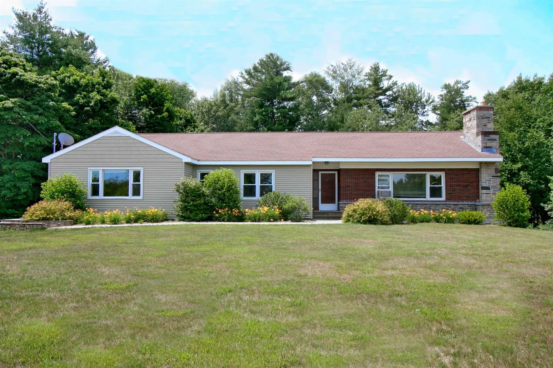 153 Rochester Hill Road Rochester NH 03867