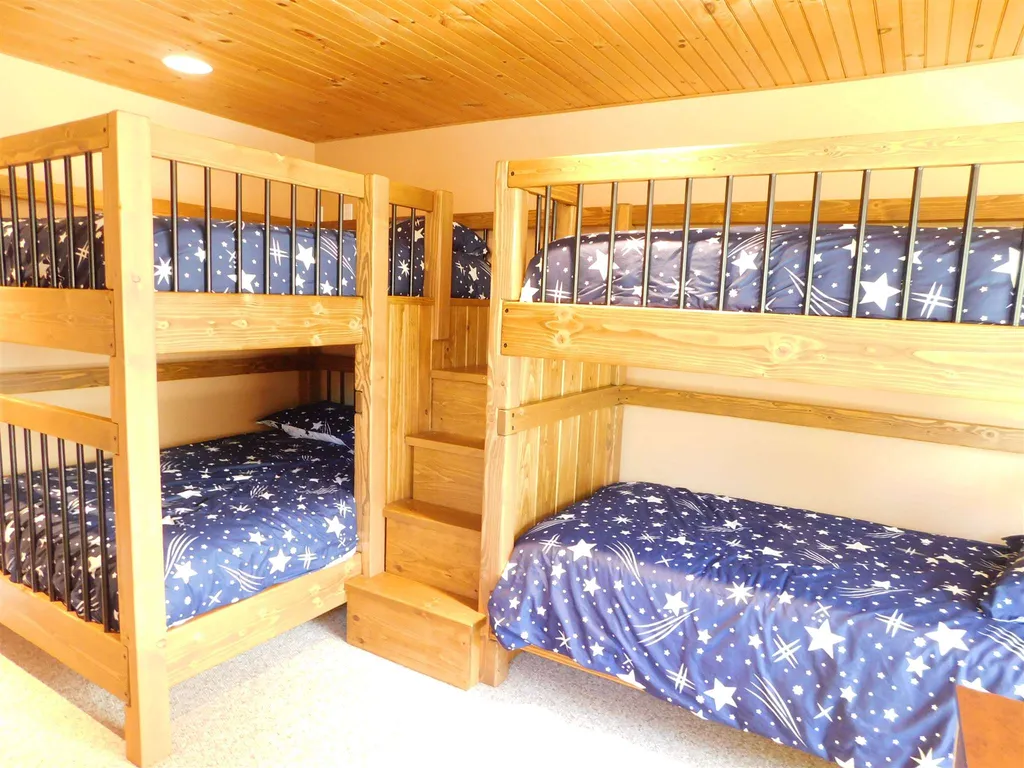 54 Flume Road Lincoln NH 03251