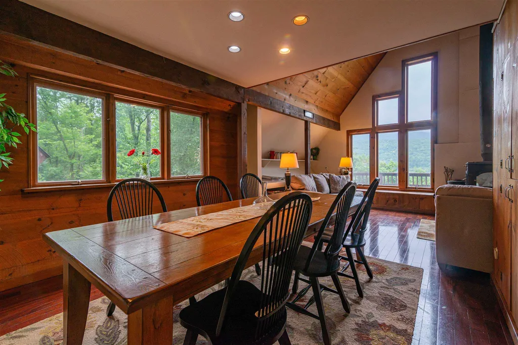 522 Read Farm Lane Dorset VT 05253