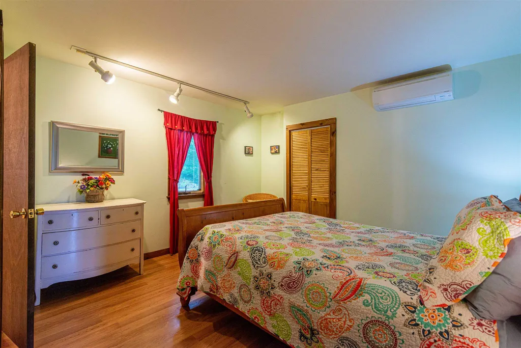 522 Read Farm Lane Dorset VT 05253