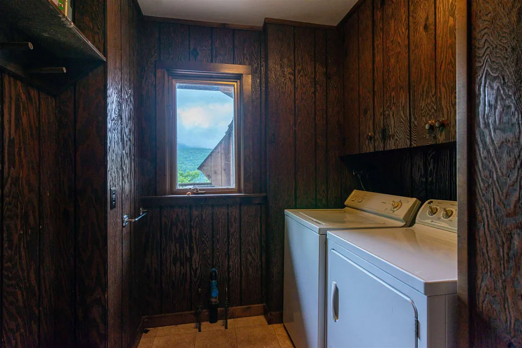 522 Read Farm Lane Dorset VT 05253