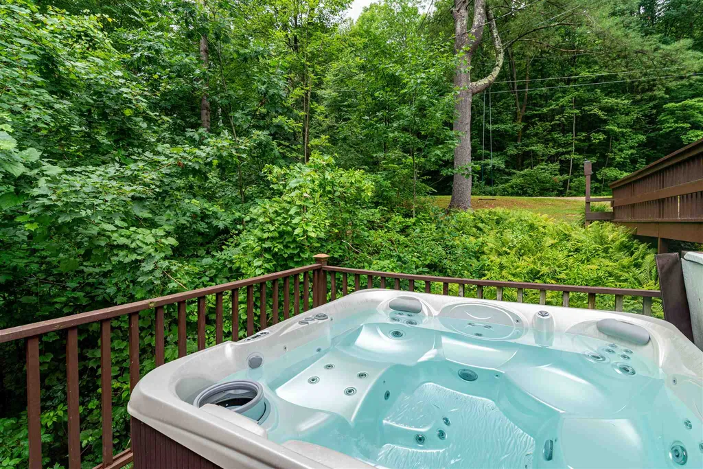522 Read Farm Lane Dorset VT 05253
