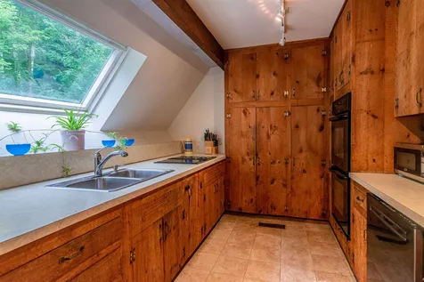 522 Read Farm Lane Dorset VT 05253