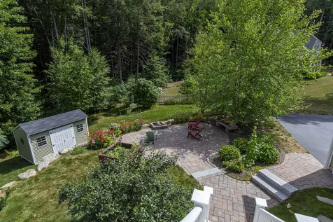 19 Point Of Rocks Terrace Stratham NH 03885