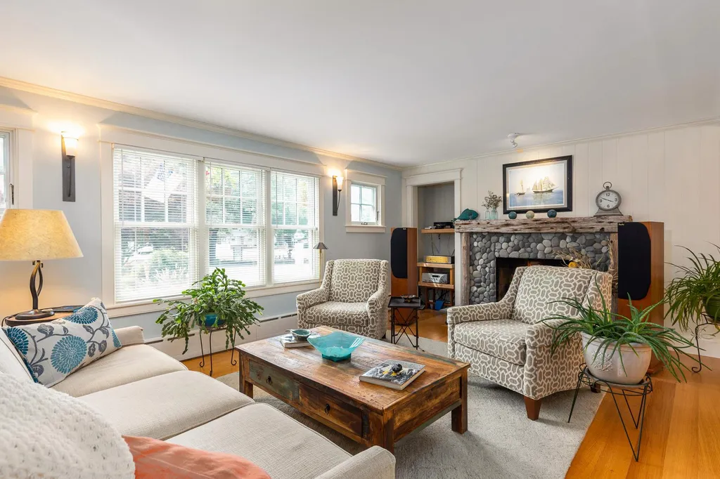5 Walton Road New Castle NH 03854