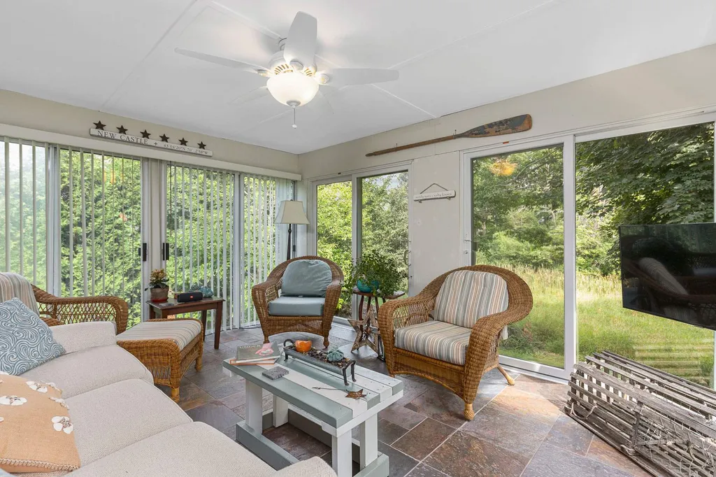 5 Walton Road New Castle NH 03854