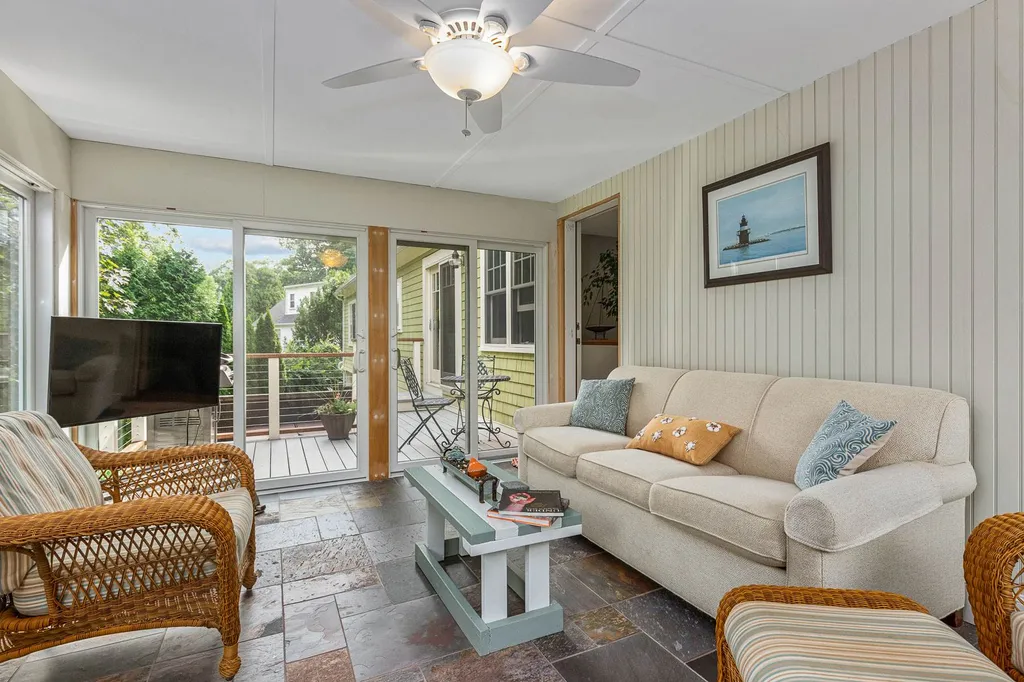 5 Walton Road New Castle NH 03854