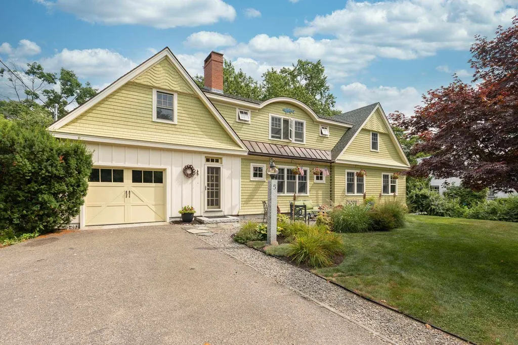5 Walton Road New Castle NH 03854