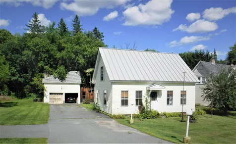 30 Bridge Street Orford NH 03777