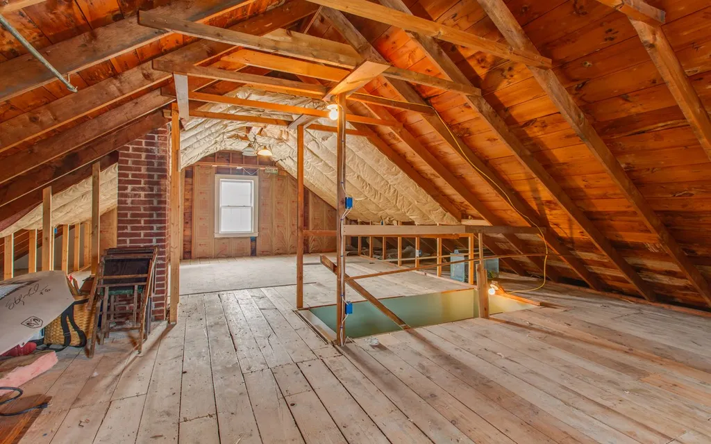 103 Ledge Street Nashua NH 03060
