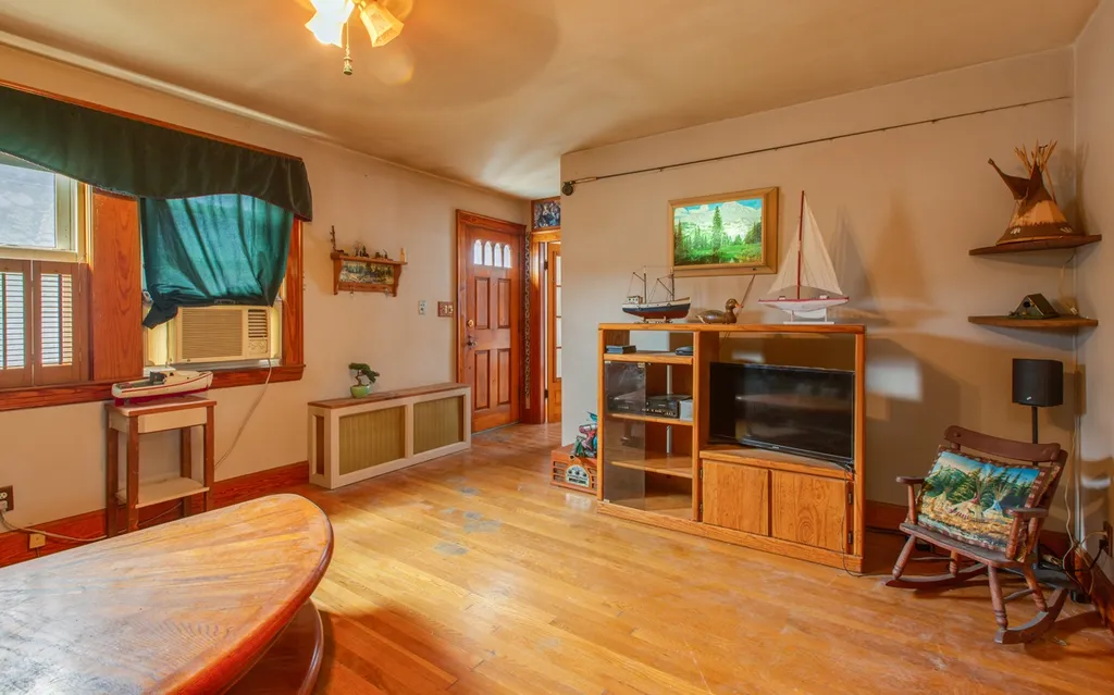 103 Ledge Street Nashua NH 03060