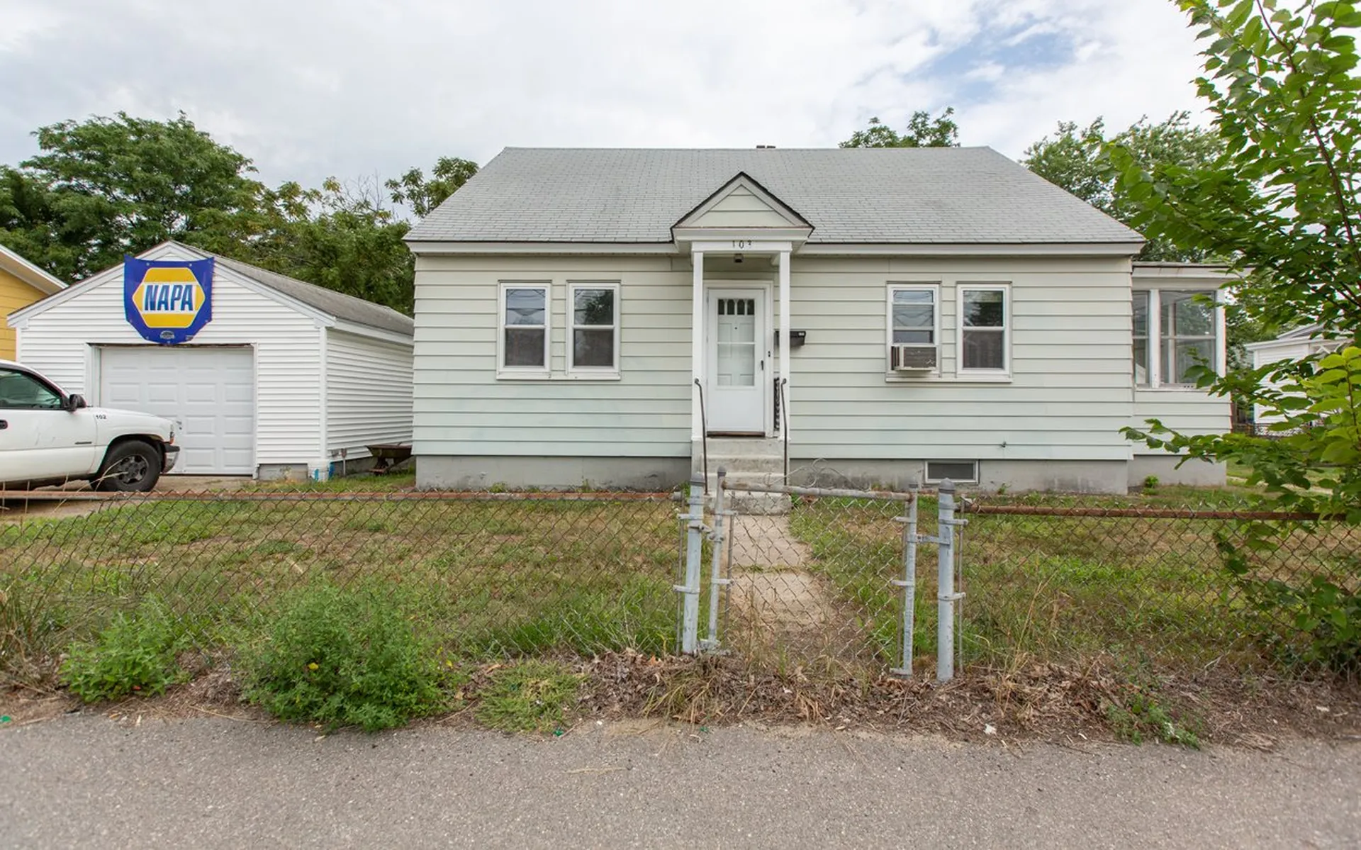 103 Ledge Street Nashua NH 03060
