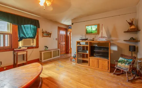 103 Ledge Street Nashua NH 03060